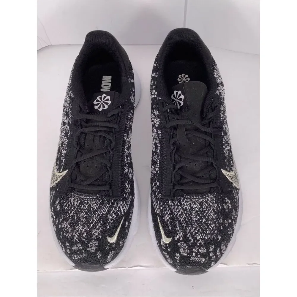 Nike Black/White Cross Training Running Women’s Low Top Sneakers Sz 7